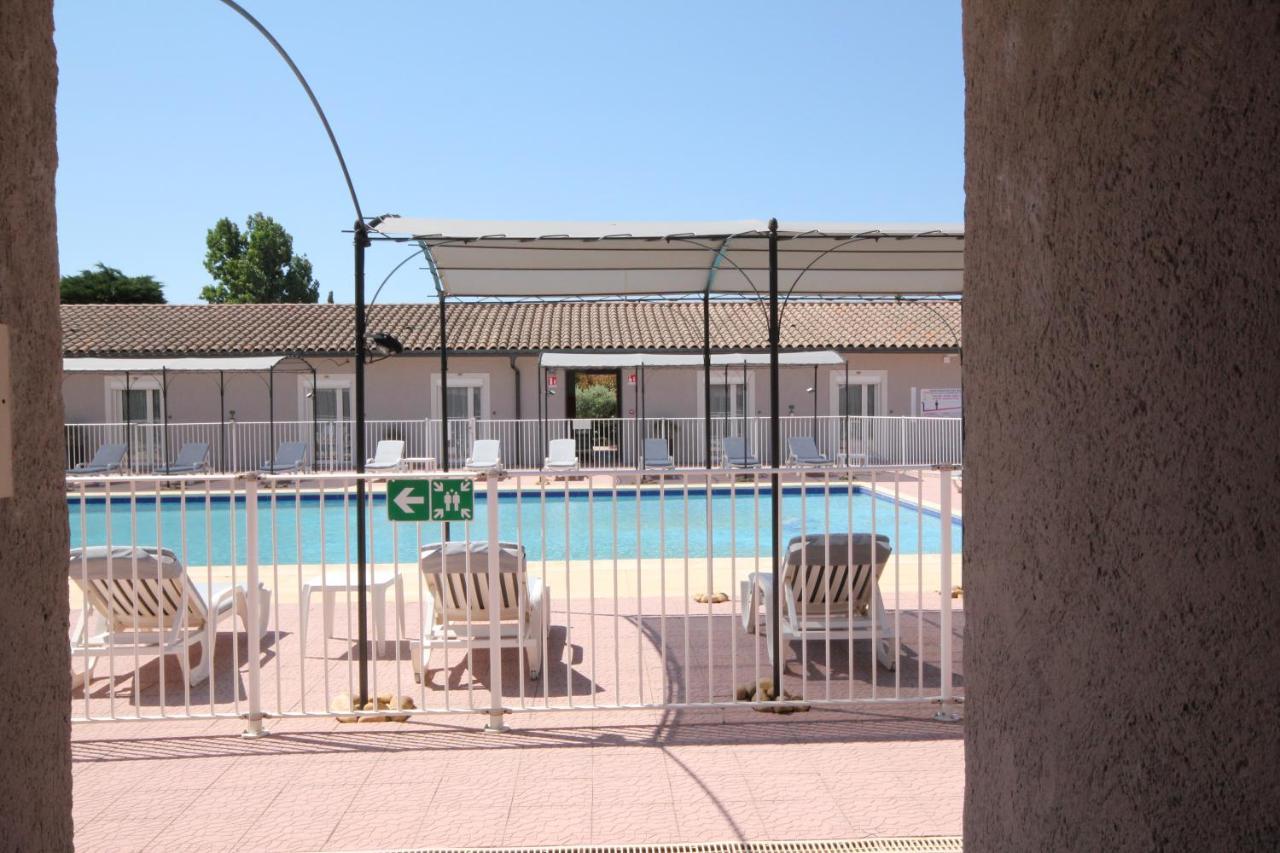 Saint Louis Hotel